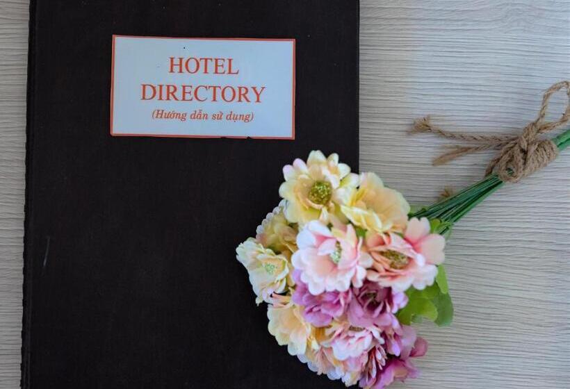 اتاق لوکس, Flora Hotel Hue