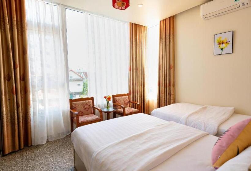 اتاق لوکس, Flora Hotel Hue