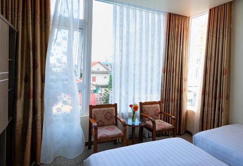 اتاق لوکس, Flora Hotel Hue