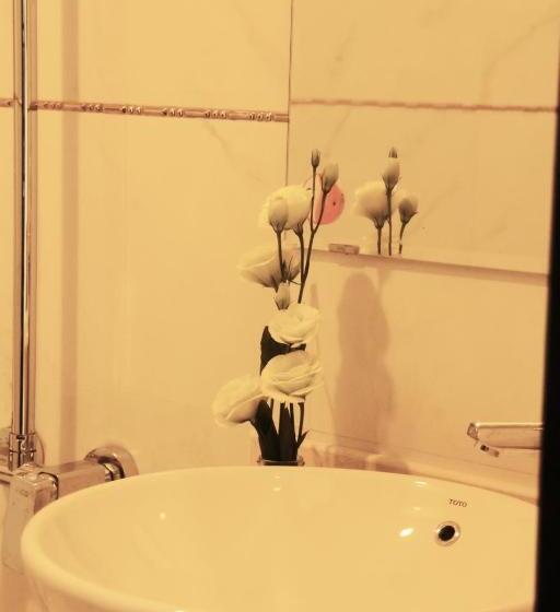 اتاق اکونومی, Flora Hotel Hue