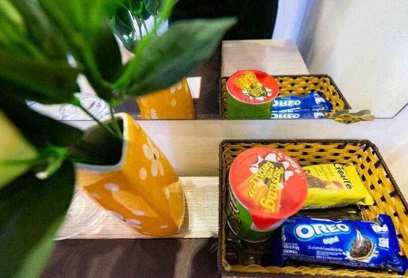 اتاق لوکس, Flora Hotel Hue