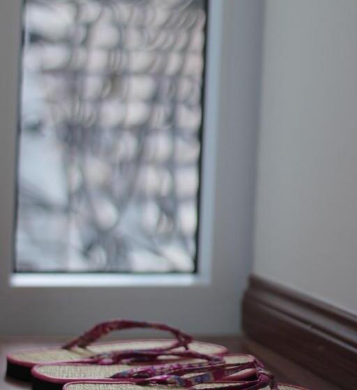 اتاق لوکس, Flora Hotel Hue