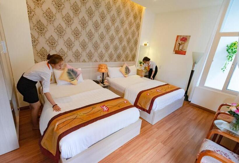 اتاق لوکس, Flora Hotel Hue