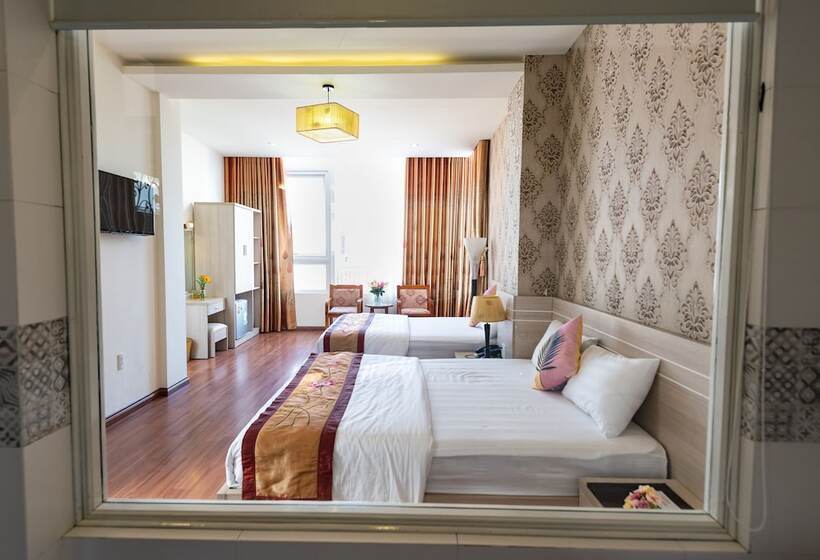 سوییت خانوادگی, Flora Hotel Hue