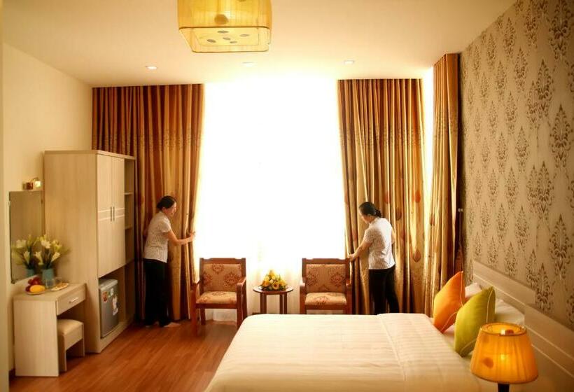 سوییت خانوادگی, Flora Hotel Hue