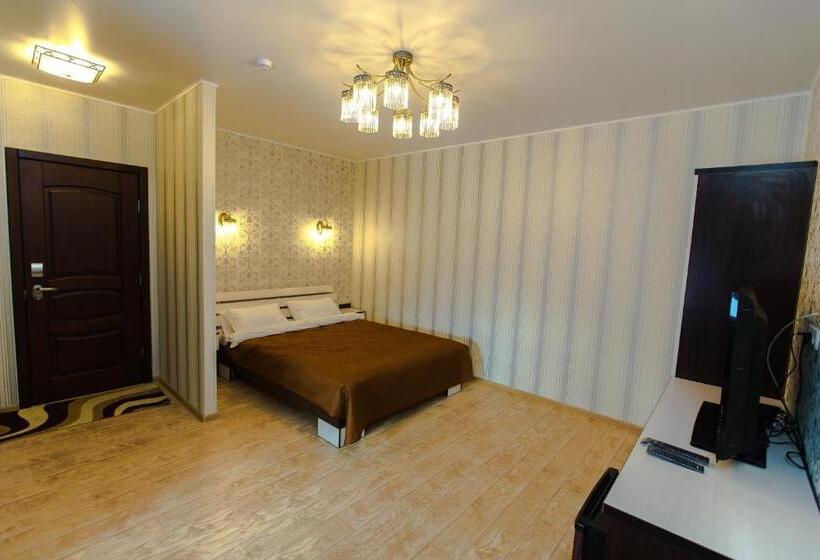 اتاق سوپریور, Hizhina