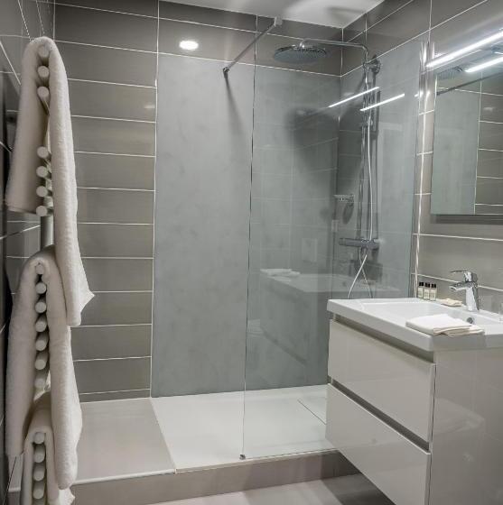 高级园景房, Hôtel Château De La Marlière