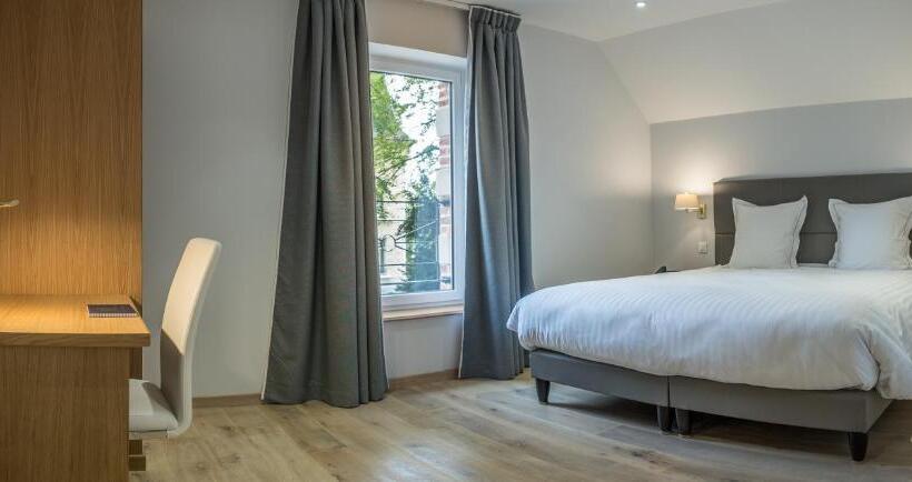 高级园景房, Hôtel Château De La Marlière