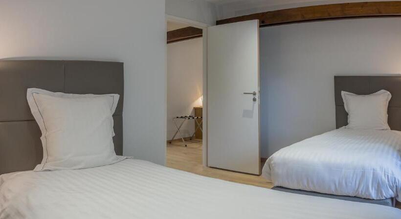 家庭间, Hôtel Château De La Marlière