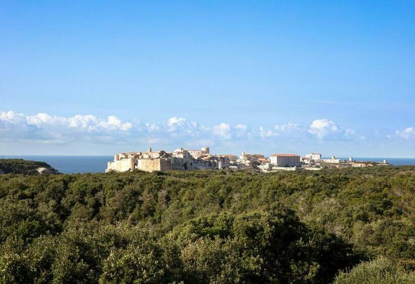 חדר דלוקס עם נוף, Hôtel & Spa Version Maquis Citadelle