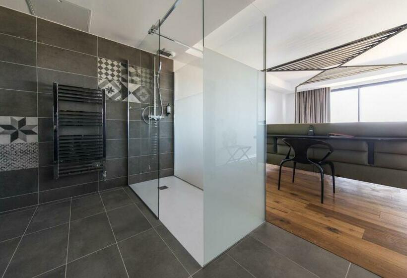 חדר דלוקס עם נוף, Hôtel & Spa Version Maquis Citadelle