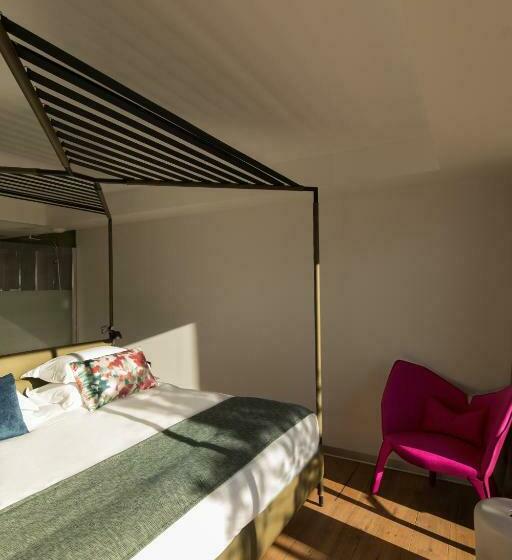 חדר דלוקס עם נוף, Hôtel & Spa Version Maquis Citadelle