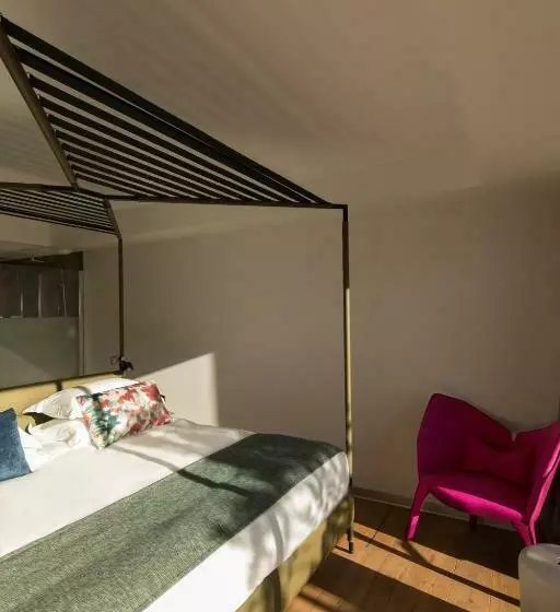 景色の見えるデラックスルーム, Hôtel & Spa Version Maquis Citadelle
