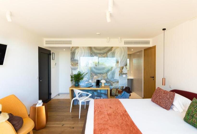 חדר דלוקס עם נוף, Hôtel & Spa Version Maquis Citadelle