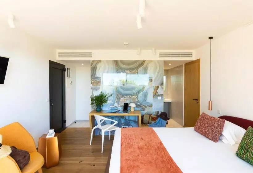 景色の見えるデラックスルーム, Hôtel & Spa Version Maquis Citadelle