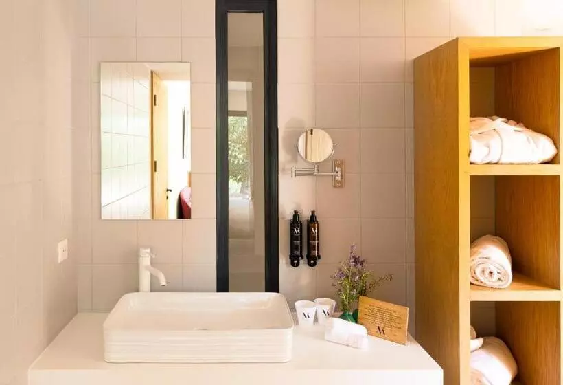 デラックスルーム, Hôtel & Spa Version Maquis Citadelle