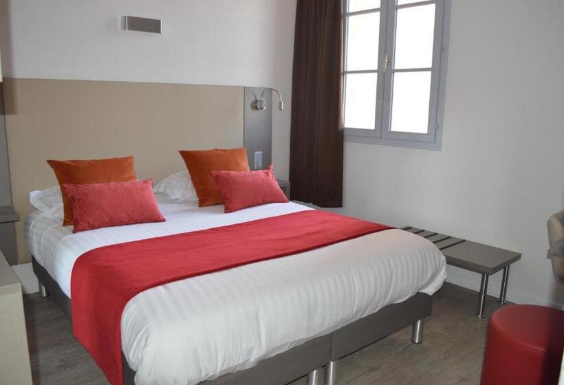 Номер Стандарт, Logis Hotel Du Parc Restaurant   Le Rouget De Lisle