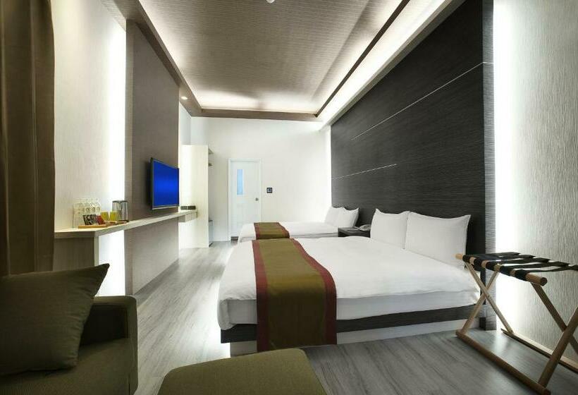 Deluxe Vierpersoonskamer, One Fukun