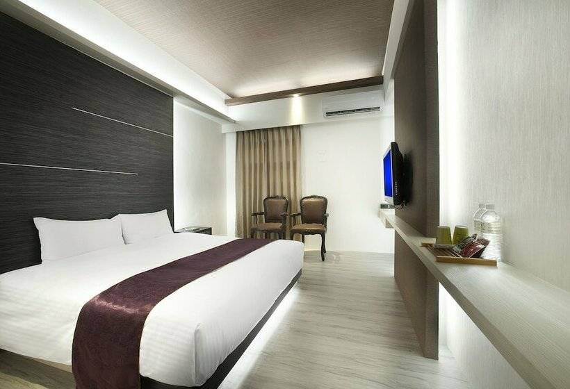 Deluxe Kamer, One Fukun