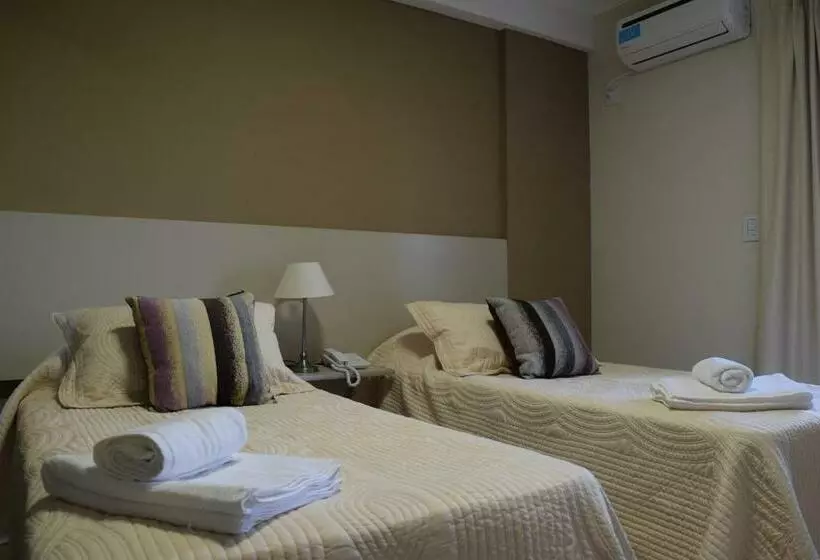 3-Bett-Standardzimmer, Río