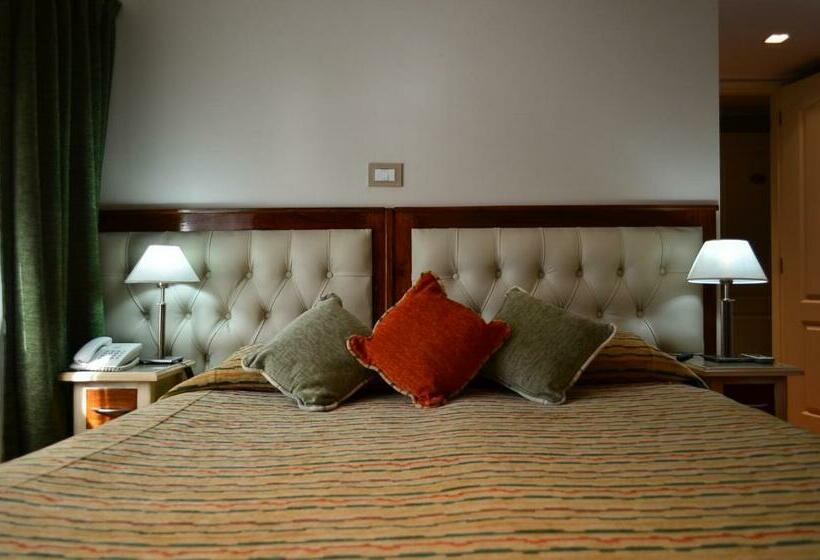 اتاق استاندارد, Saint Honore