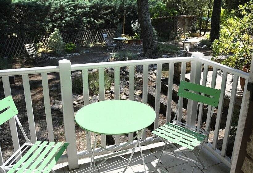 ガーデンビューデラックスルーム, Les Chambres D Adeline   B&b