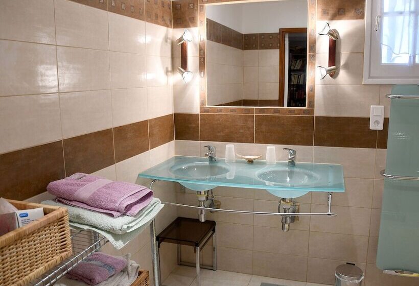 ガーデンビューデラックスルーム, Les Chambres D Adeline   B&b