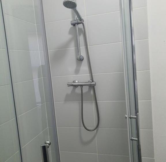 スタンダードシングルルーム, Blackwood Residence