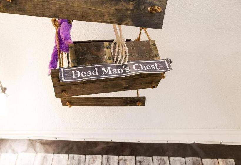 استودیوی لوکس, The Chadwick