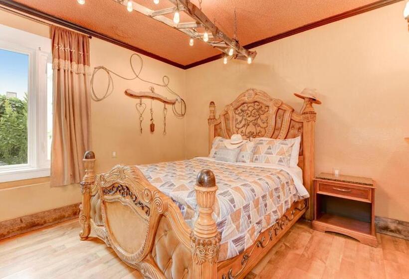 سوییت, The Chadwick