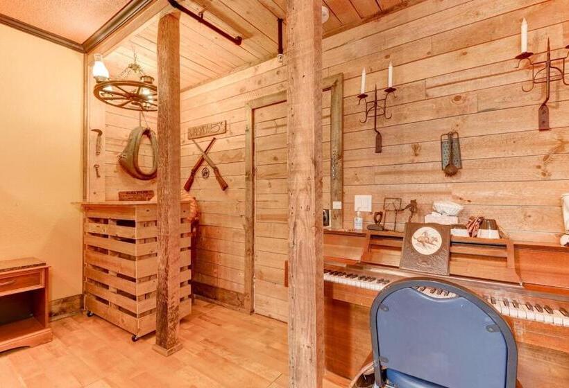 سوییت, The Chadwick