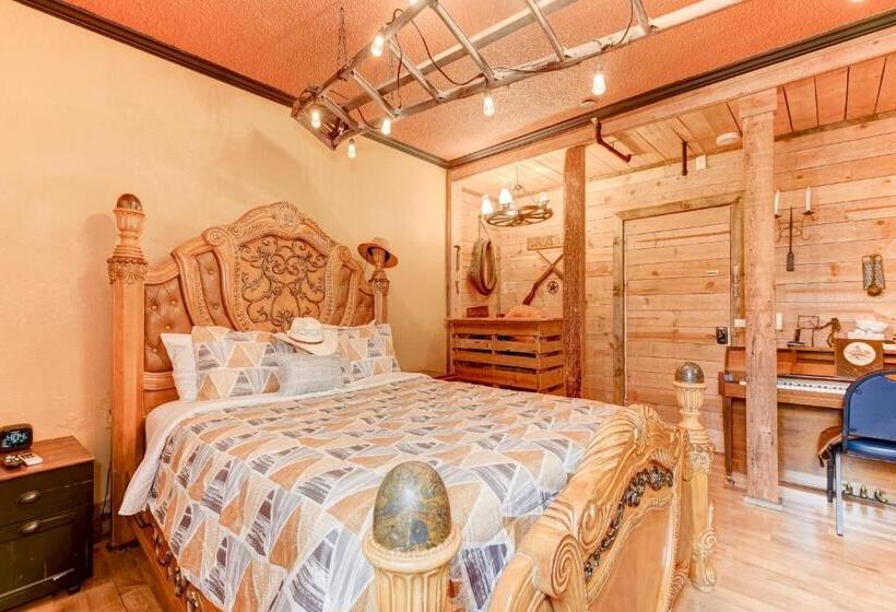 سوییت, The Chadwick