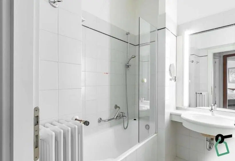 اتاق استاندارد با چشم‌انداز کوهستان, Hotiday Room Collection   Sauze Torre