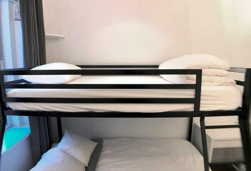 스탠다드 룸, Highroad Washington Dc