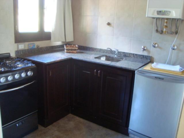 بنجلو قياسى, Amancio Hotel & Cabañas