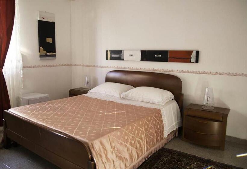 غرفة قياسية رباعية, B&b Fiori Di Loto