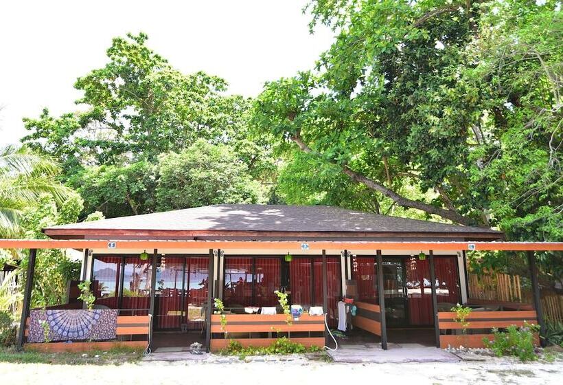 オーシャンビューデラックスルーム, Coral Garden Resort