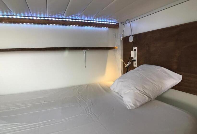 공동 객실, Highroad Washington Dc