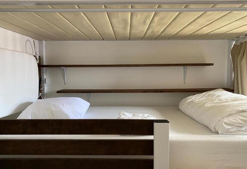 공동 객실, Highroad Washington Dc