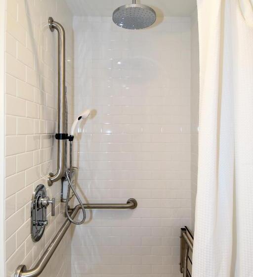 장애인용 디럭스룸, Highroad Washington Dc