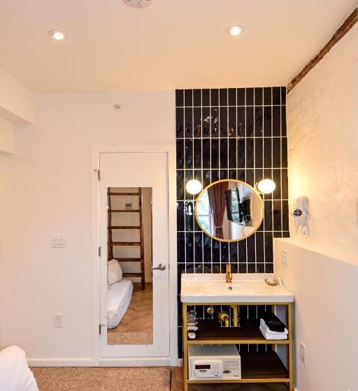 스탠다드 룸, Highroad Washington Dc