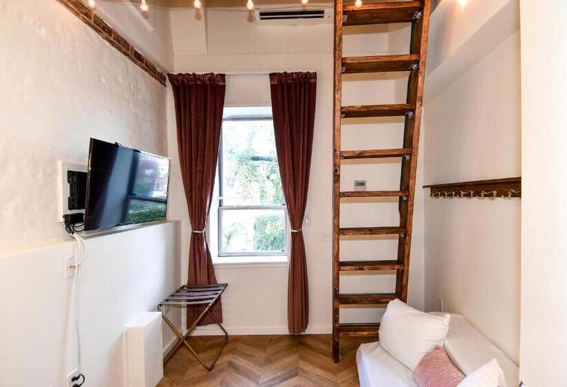 스탠다드 룸, Highroad Washington Dc