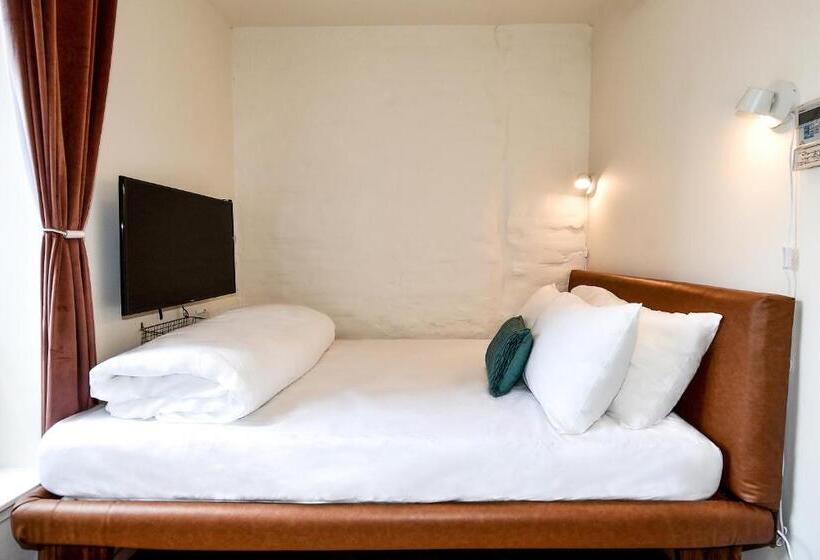 디럭스 룸, Highroad Washington Dc