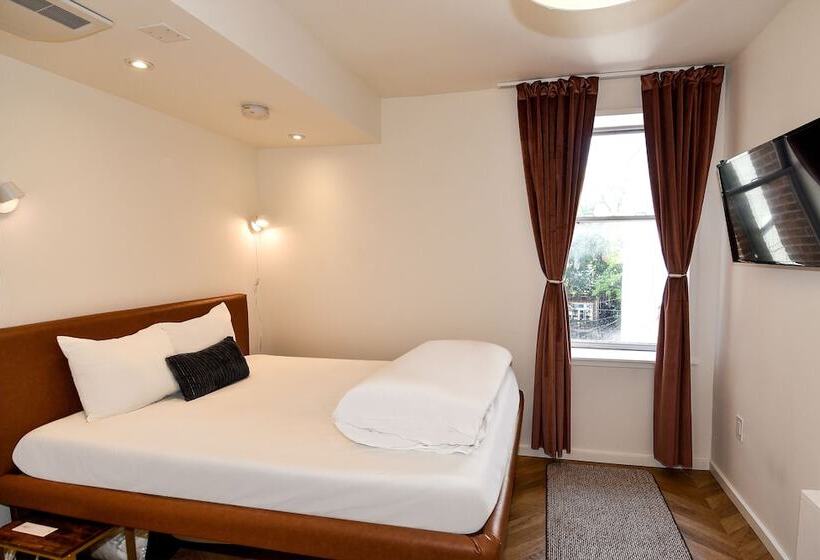 디럭스 룸, Highroad Washington Dc