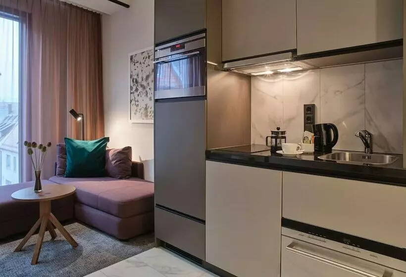 استودیوی استاندارد, Adina Apartment Hotel Nuremberg