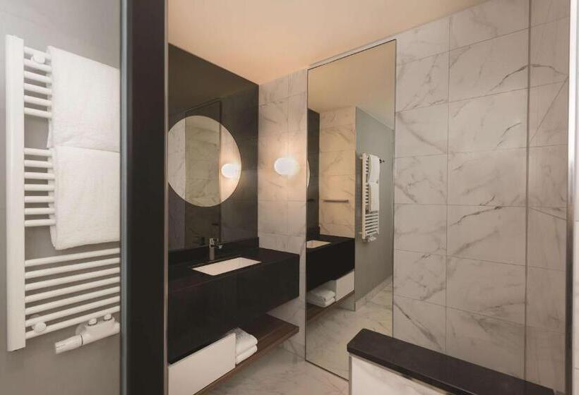 Апартаменты 2 Спальни, Adina Apartment Hotel Nuremberg