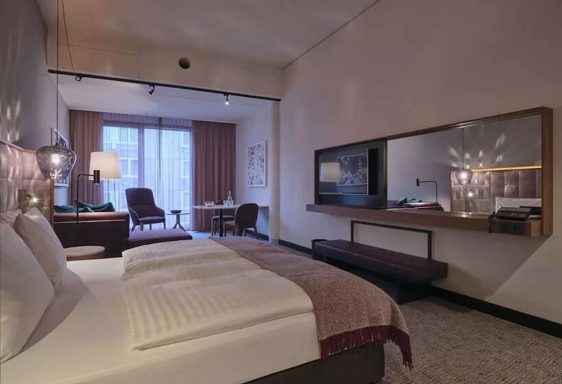 استودیوی پریمیوم, Adina Apartment Hotel Nuremberg