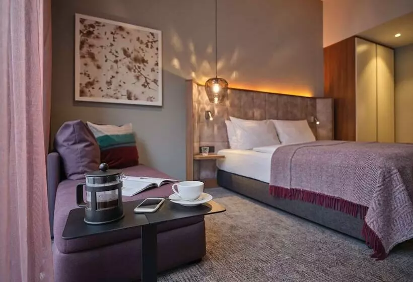 استودیوی لوکس, Adina Apartment Hotel Nuremberg