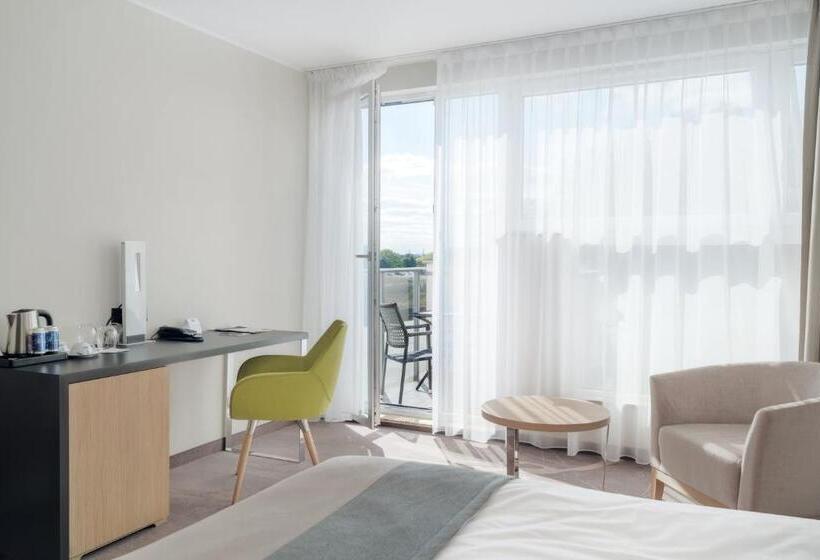 غرفة كلاسيكية ثلاثية, Almond Business & Spa By Grano Gdańsk