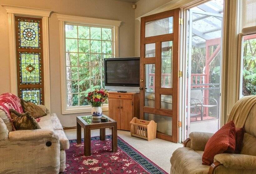 בית, 2 חדרי שינה, Hale Nahele